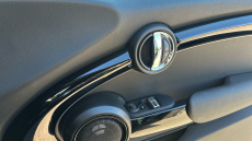 MINI Hatchback 135kW Cooper S Resolute Edition 33kWh 3dr Auto Electric Hatchback